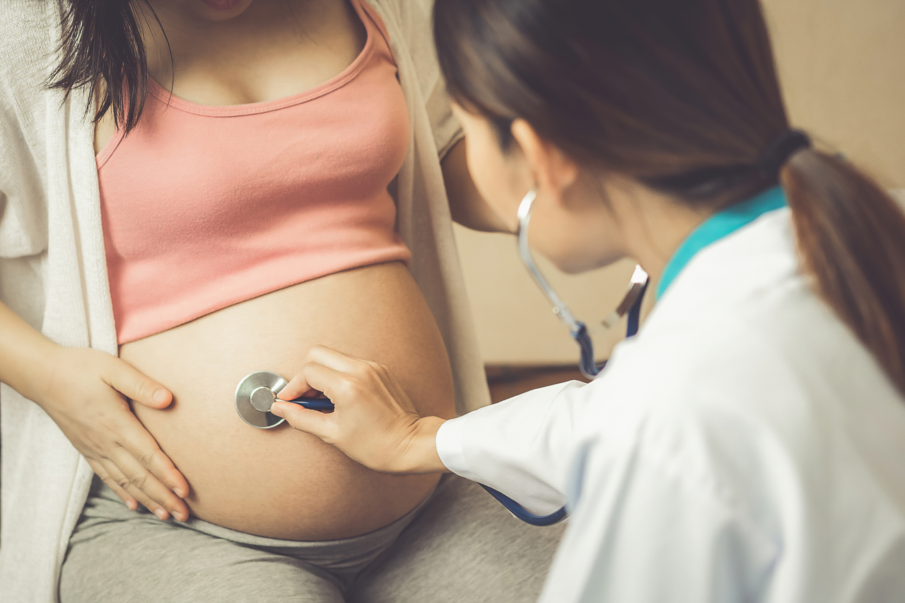 A pregnant woman getting a check-up