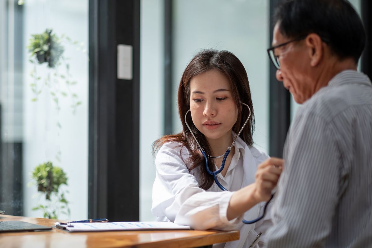 Stethoscope Exam Attractive Cheerful Asian Female 2022 08 18 23 30 18 Utc (1)