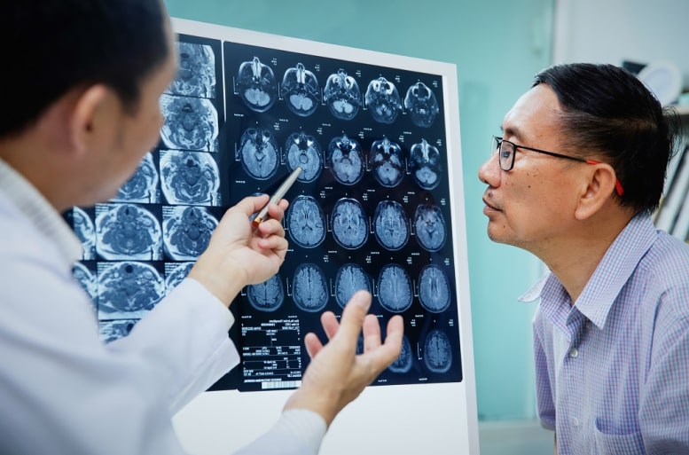 CT Scan vs Magnetic Resonance Imaging (MRI)